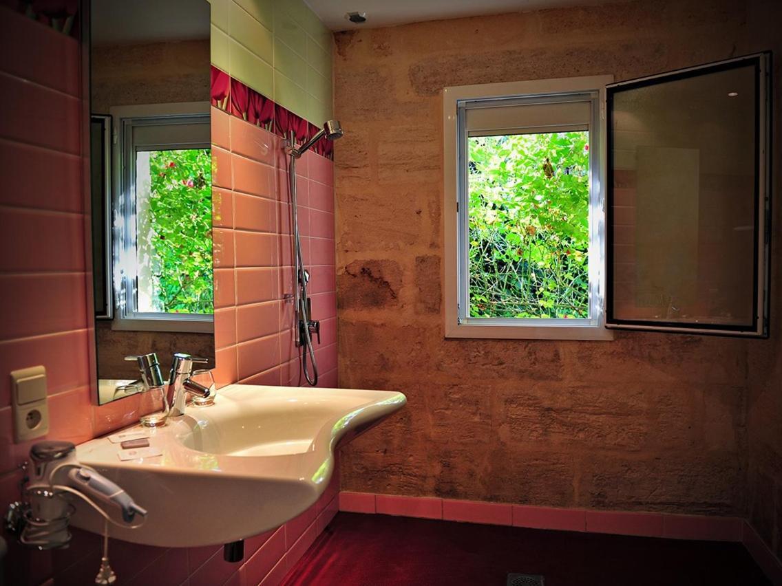 Hotel Petit Garros à Fronsac  Extérieur photo